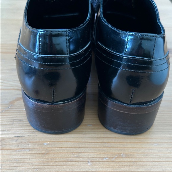 Chanel Black Patent Leather shoes with Gold Details Size 37C Luxury Old Money - Picture 5 of 7